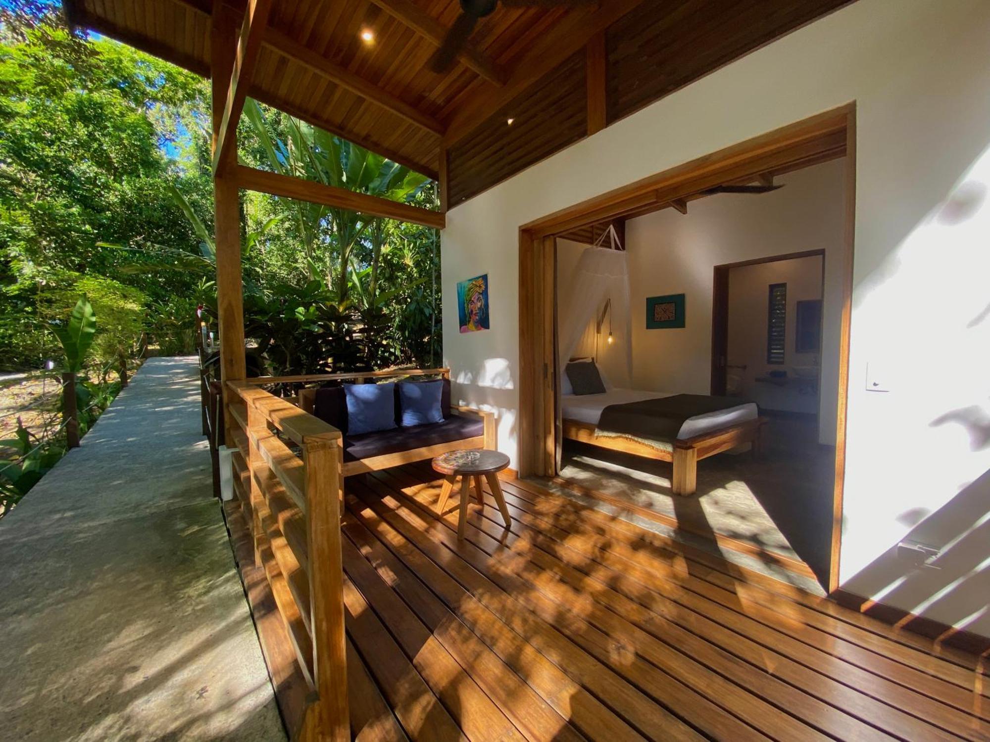 Satta Lodge (Adults Only) Puerto Viejo de Talamanca Exterior photo